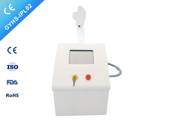 Comfortable SHR Laser Hair Removal Machine Semiconductor Cooling 2000W Power Output