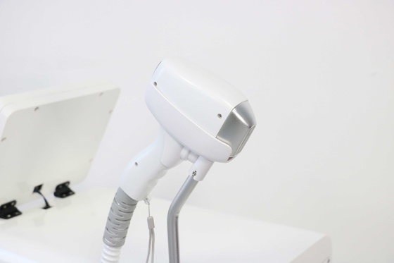 High Power Soprano Dual Handle Hair Removal Diode Laser Machine 4 Wavelength Ice Platinum Titanium For Hair Removal